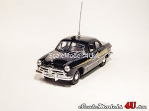 Scale model of Ford 1949 (Indiana State Police) produced by White Rose Collectibles.