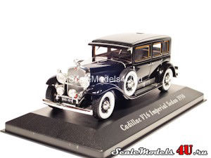 Масштабная модель автомобиля Cadillac V16 Imperial Sedan (1930) фирмы Altaya (Ixo).