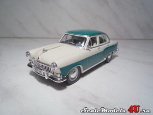Scale model of GAZ M21 Volga Beige and Green produced by NAP-Design.