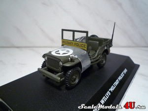 Scale model of Jeep Willis "Millitary Police" 1945 produced by Maxi Car.