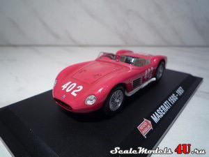 Scale model of Maserati 150S №402 (1957) produced by Metro Diecast.
