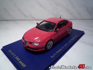 Scale model of Alfa Romeo GT 2000 JTDS Progression produced by M4.