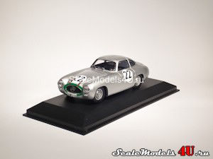 Масштабная модель автомобиля Mercedes-Benz 300 SL Le Mans #22 Kling Klenk (1952) фирмы Minichamps.