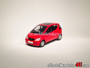Scale model of Mercedes-Benz A-Class Classic W168 Rolling Roof Red (1997) produced by Herpa.