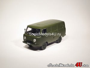 Scale model of UAZ 451M (Autolegends of USSR) produced by DeAgostini.