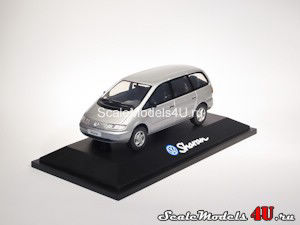 Scale model of Volkswagen Sharan Phase 1 Carat Silver (1995) produced by Herpa.