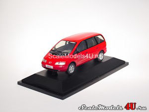Scale model of Volkswagen Sharan Phase 1 Carat Red (1995) produced by Herpa.