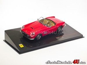 Scale model of Ferrari 250 GT California (1957) produced by Ixo.
