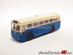 Scale model of AEC RF Bus - Premier Travel produced by EFE (Gilbow).
