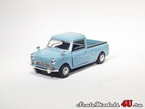 Масштабная модель автомобиля Mini Pick-up (1961) фирмы Hongwell/Cararama 1:43.