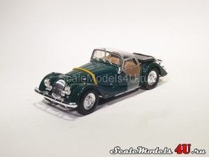 Scale model of Morgan Plus Eight Convertible Green (1968) produced by Hongwell/Cararama.