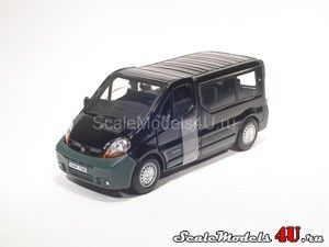 Scale model of Renault Trafic Minibus DCI 100 Black (2001) produced by Hongwell/Cararama.