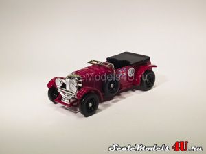 Scale model of Bentley 4.5 Litre #10 Maroon (1930) produced by Lledo.