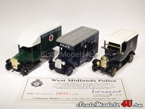 Scale model of Morris Commercial - Dennis Van - Morris Oxford Bullnose Van (West Midlands Police) produced by Lledo.