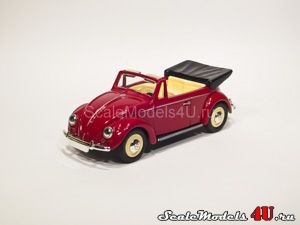 Масштабная модель автомобиля Volkswagen Beetle Cabriolet Red (1949) фирмы Vanguards.