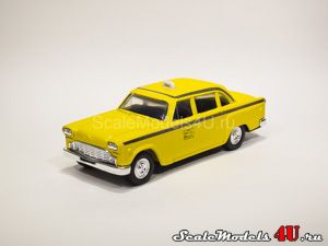 Масштабная модель автомобиля Checker Cab Taxi (1959) фирмы ERTL.