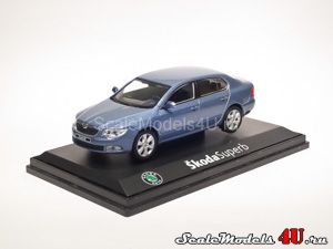 Scale model of Skoda Superb B6 Typ 3T Satin Gray Metallic (2009) produced by Abrex.
