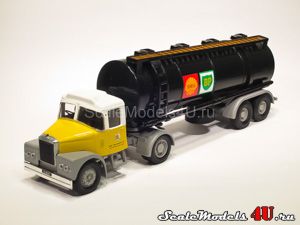 Scale model of Scammell Highwayman Tanker - Shell-Mex/BP Ltd (1960) produced by Corgi.