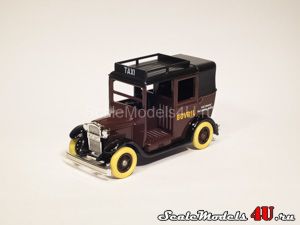 Scale model of Austin Taxi - Bovril Taxi (1933) produced by Lledo.