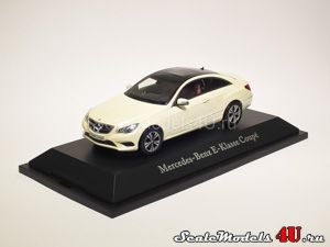 Scale model of Mercedes-Benz E-Class Coupe C207 Facelift Diamond White Metallic (2013) produced by Kyosho.