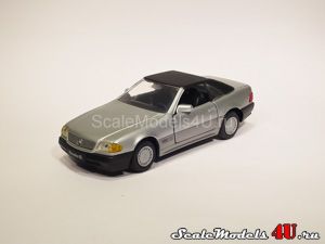 Scale model of Mercedes-Benz 300 SL R129 Hard Top Silver (1990) produced by Gama.