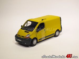 Масштабная модель автомобиля Renault Trafic Van DCI 100 фирмы Hongwell/Cararama 1:43.