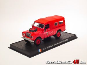 Scale model of Land Rover Series III 109 Soft Top (France 1975) produced by Del Prado.