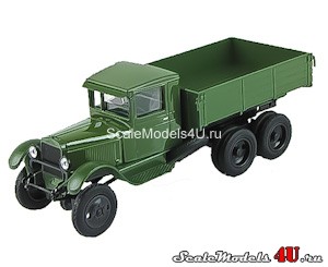 Масштабная модель автомобиля ЗИС-36 зелёный (1941) фирмы Наш Автопром.