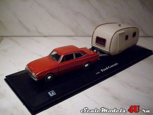 Масштабная модель автомобиля Ford Corsair with camper trailer (1953) фирмы Hongwell/Cararama 1:43.