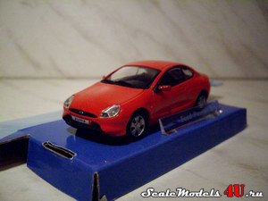 Масштабная модель автомобиля Ford Puma фирмы Hongwell/Cararama 1:43.