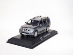 Nissan Pathfinder Gray Metallic (2006)
