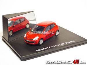 Масштабная модель автомобиля Renault Clio 3-Door Red (2005) фирмы Eligor.
