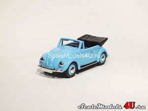 Масштабная модель автомобиля Volkswagen Beetle Cabriolet Pale Blue (1949) фирмы Vanguards.