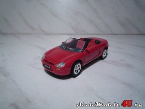 Масштабная модель автомобиля MGF (1996) фирмы NewRay 1:43.