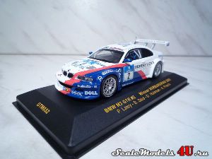 Масштабная модель автомобиля BMW M3 GTR #2 Winner Nurburgring 2005 фирмы Ixo 1:43.