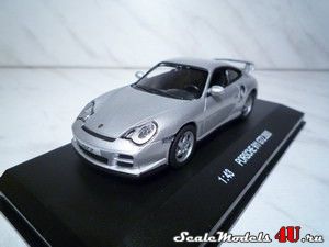 Масштабная модель автомобиля Porsche 911 GT2 (2000) фирмы High Speed.