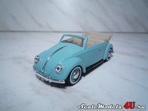 Масштабная модель автомобиля VW Coccinelle cabrio 1950 фирмы Solido.