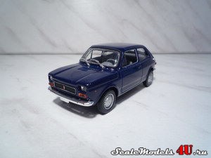 Масштабная модель автомобиля Fiat 127 фирмы Norev.