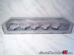 Масштабная модель автомобиля Mercedes-Benz SL series set. Classic collection. фирмы Hongwell/Cararama.