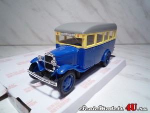 Масштабная модель автомобиля ГАЗ-03-30 (1933-50) синий фирмы Наш Автопром.