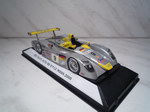 Audi R8 №9 (Le Mans 2000)