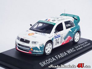 Масштабная модель автомобиля Skoda Fabia WRC Tour de Corse (D.Auriol - D.Giraudet 2003) фирмы Altaya (Ixo).