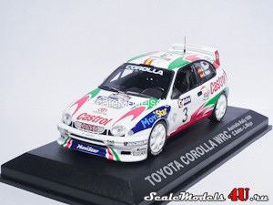 Масштабная модель автомобиля Toyota Corolla WRC Australia Rally (C.Sainz - L.Moya 1999) фирмы Altaya (Ixo).