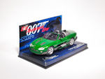 Jaguar XKR Roadster (Умри, но не сейчас)