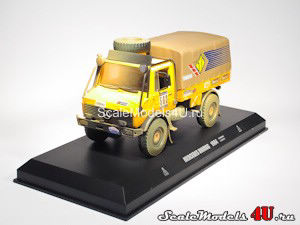 Масштабная модель автомобиля Mercedes-Benz Unimog Rally Dakar (P.Bonera - V.Grassi 1984) фирмы DeAgostini.
