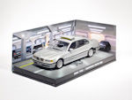 BMW 750 iL (Завтра не умрёт никогда)