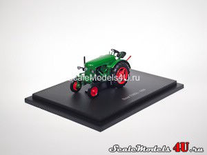 Масштабная модель трактора Simar T100A (Switzerland 1958) фирмы Universal Hobbies.