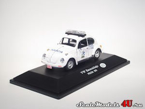 Масштабная модель автомобиля Volkswagen Beetle Policia Escarabajo (Mexico 1979) фирмы Hongwell/Cararama.