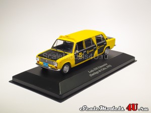 Масштабная модель автомобиля Lada 2101 Limousine Taxi Santiago de Cuba (1995) фирмы Altaya (Ixo).