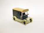 Ford Model T Van "Hedges & Butler" (1912)